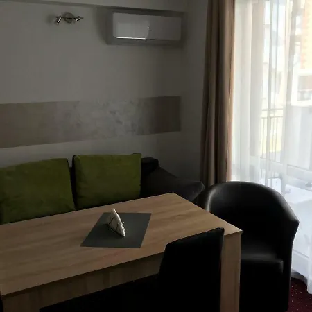 Guest house Theona 4*