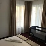 Theona Guest house