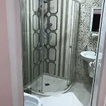 Theona Guest house