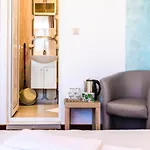 Theona 4* Obzor