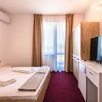 Theona Guest house 4*