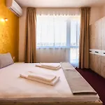 Theona 4* Obzor