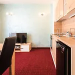 Theona 4* Obzor