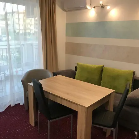 Theona Guest house