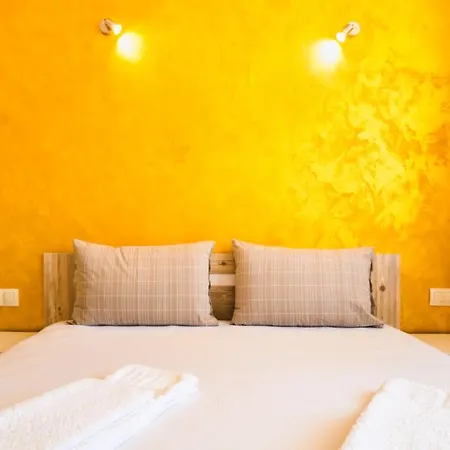 Theona Casa de hóspedes 4*