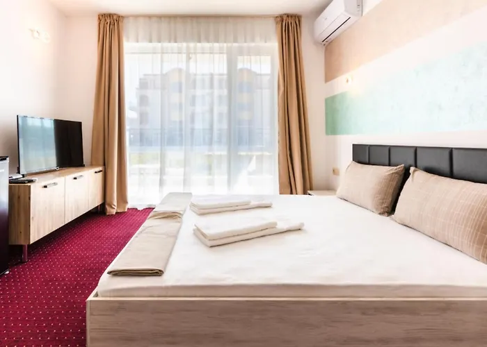 Guest house Theona 4*