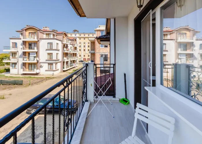 Theona Guest house 4*